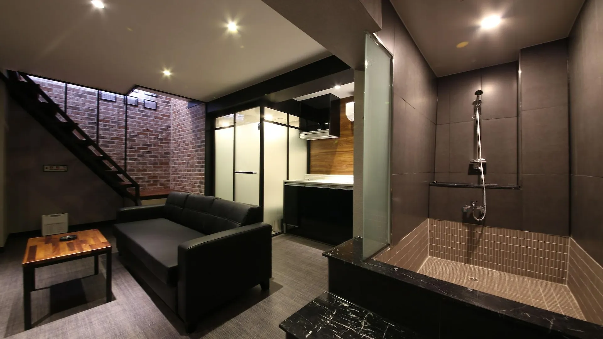 The Last Hotel Nampo Busan