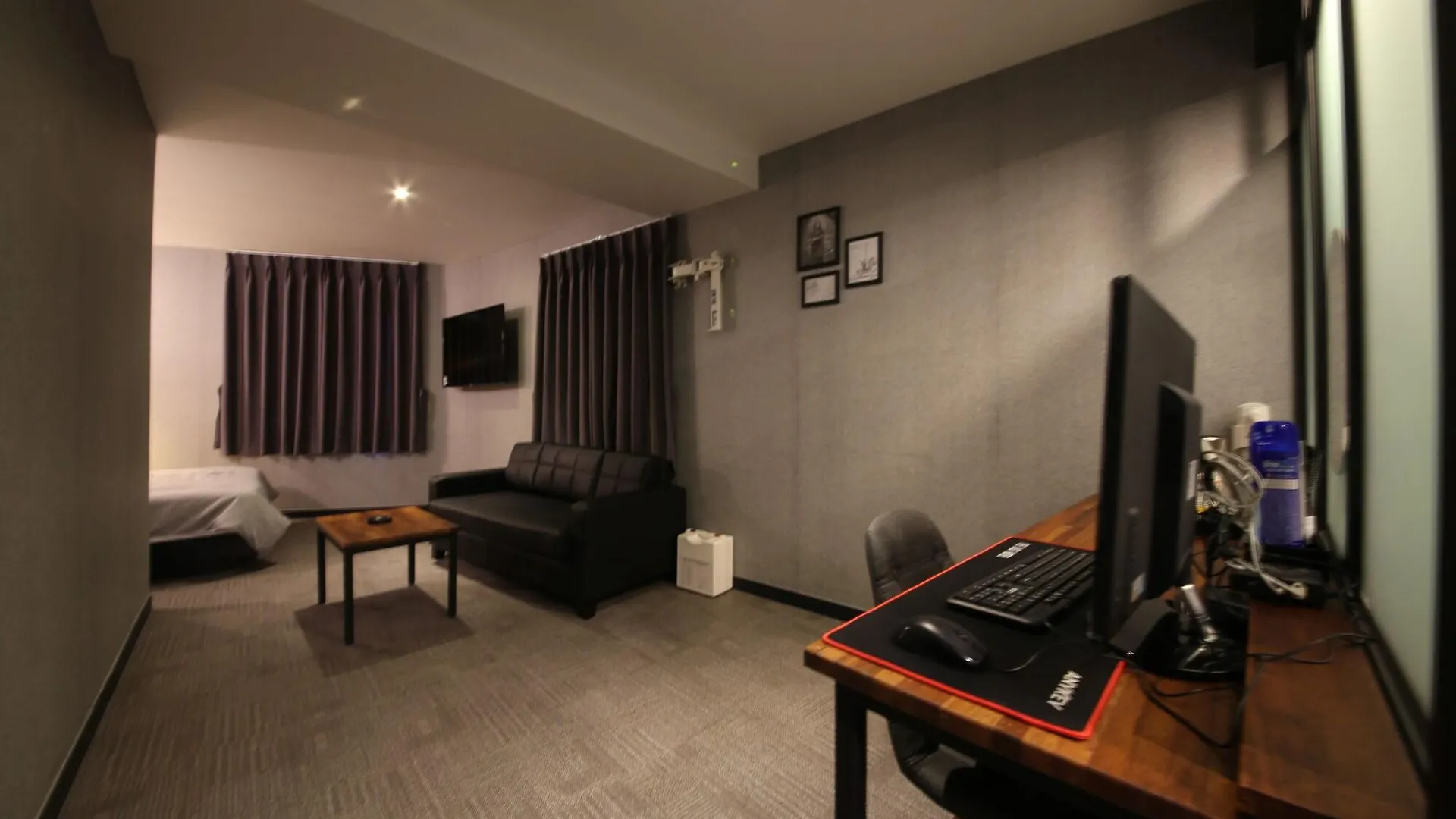 The Last Hotel Nampo Busan