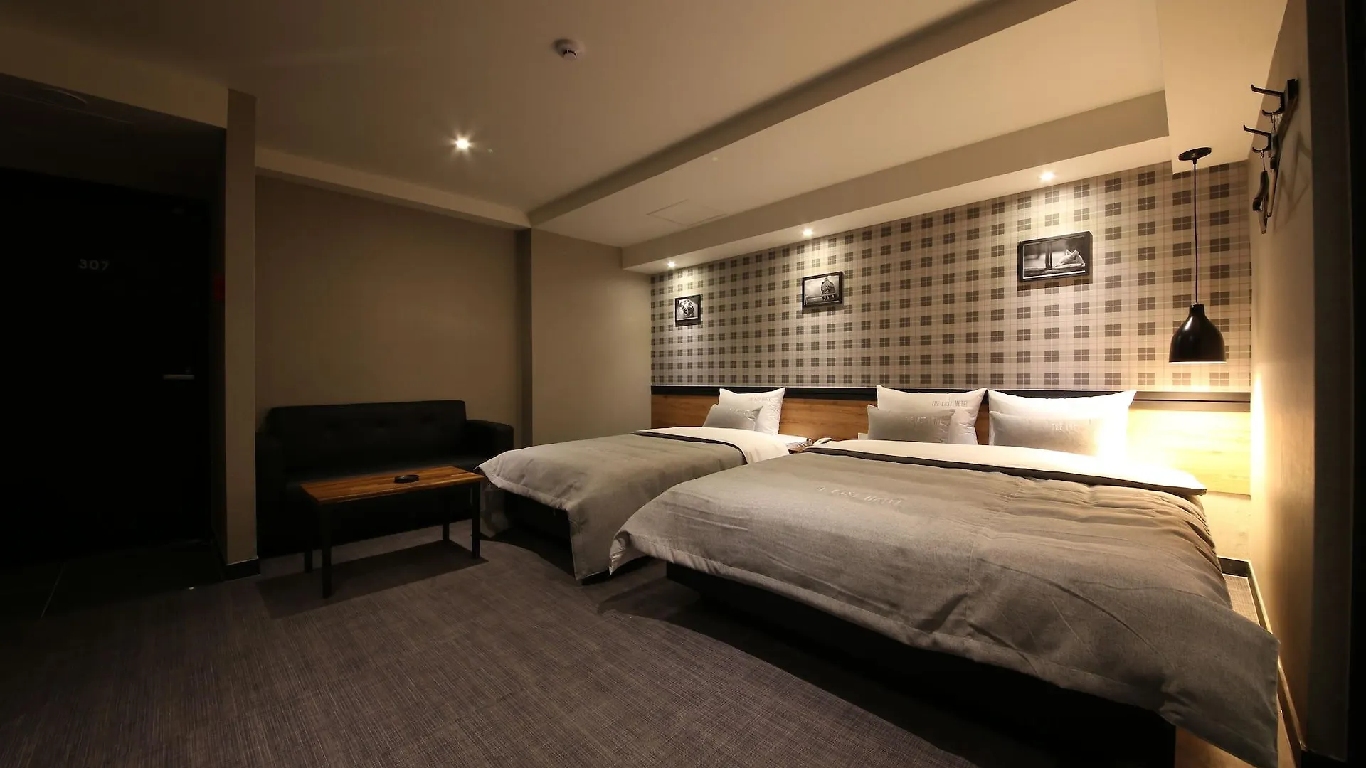 The Last Hotel Nampo Busan